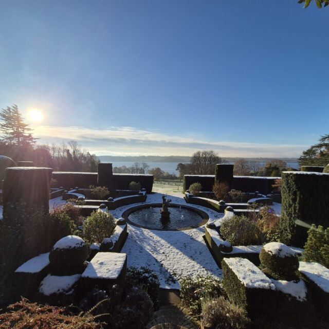 Stunning crisp morning, a little cold, but worth wrapping up for a walk 🥾❄️

Winter has arrived, one week to go before the Christmas decorations go up🎄

#winterwalk #hambletonhall #pobhotels #relaischateaux #discoverrutland